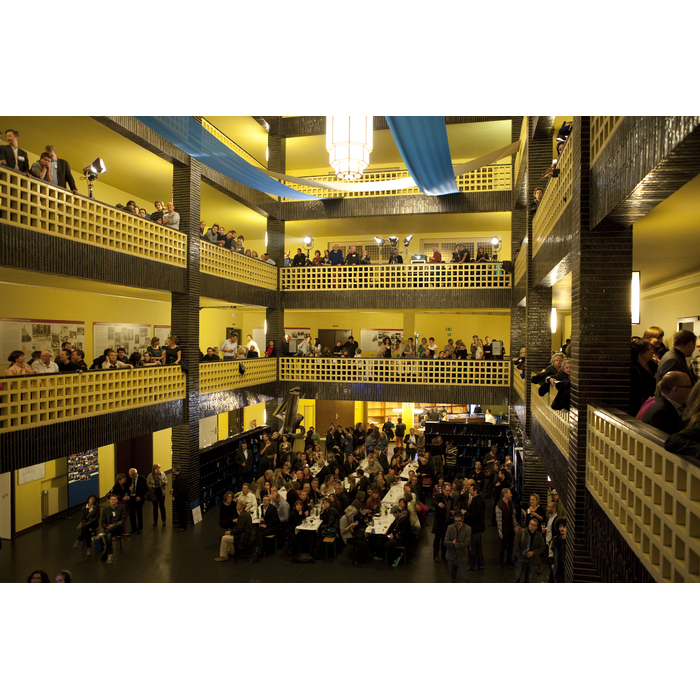 jk06_700x700_pad_478b24840a