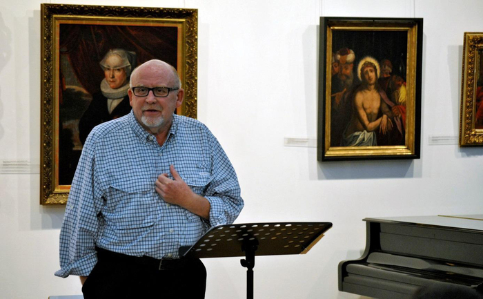 untitled-1_700x700_fit_478b24840a