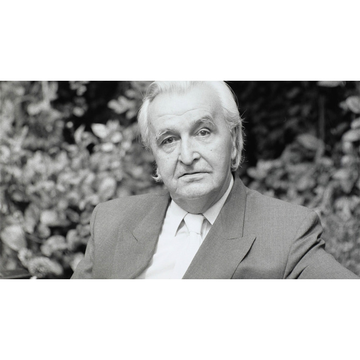 original-petar-uvaliev-01_700x700_pad_478b24840a