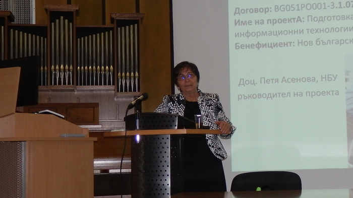 petia-asenova_700x700_fit_478b24840a