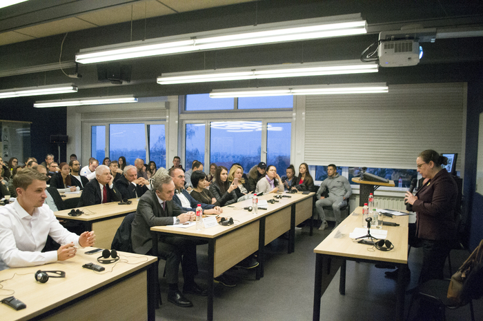 dsc-0975_700x700_fit_478b24840a