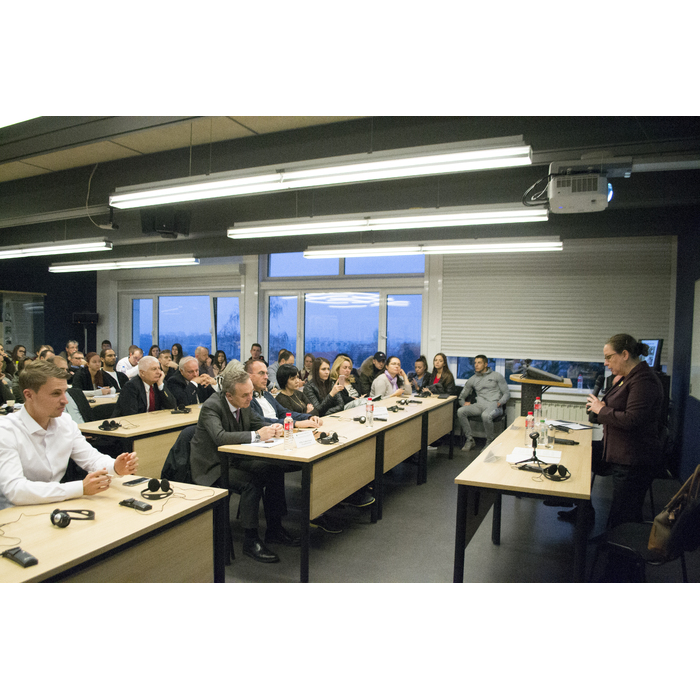 dsc-0975_700x700_pad_478b24840a