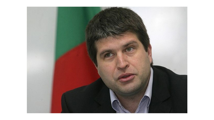 rosen-buchvarov-web_700x700_fit_478b24840a