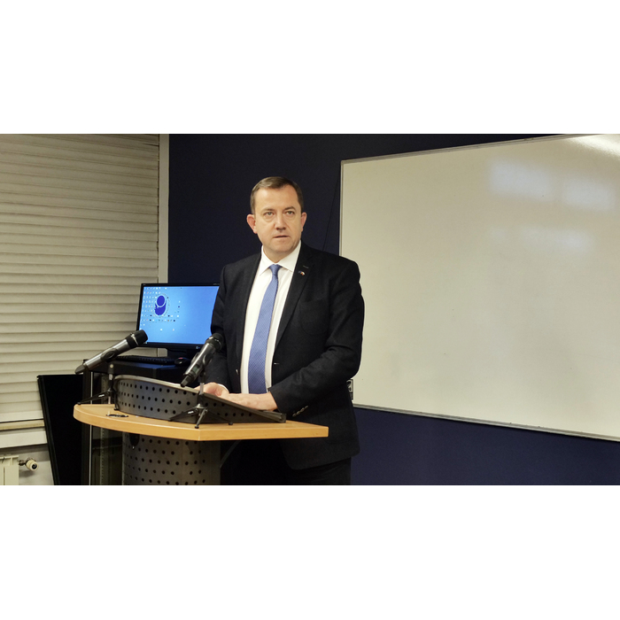 p1222075-copy_700x700_pad_478b24840a