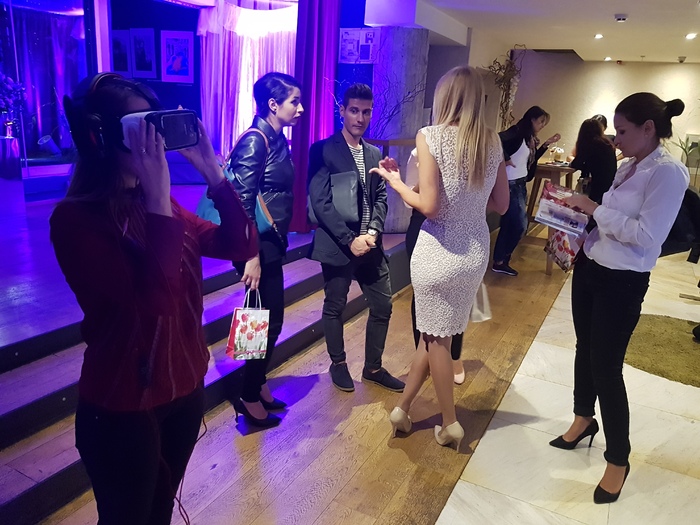 20170927-201724_700x700_fit_478b24840a