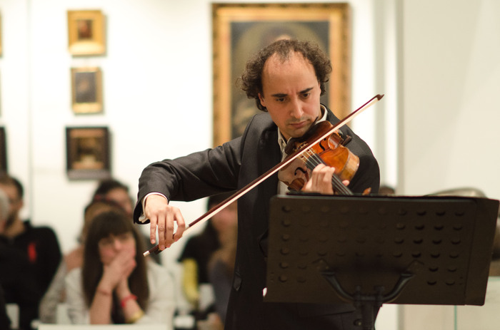 mario-hosen_700x700_fit_478b24840a