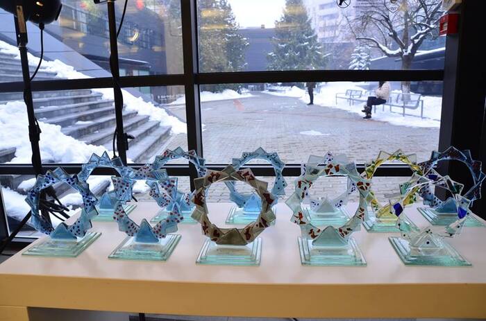 48903297-10156996318805929-6922815634166251520-n_700x700_fit_478b24840a