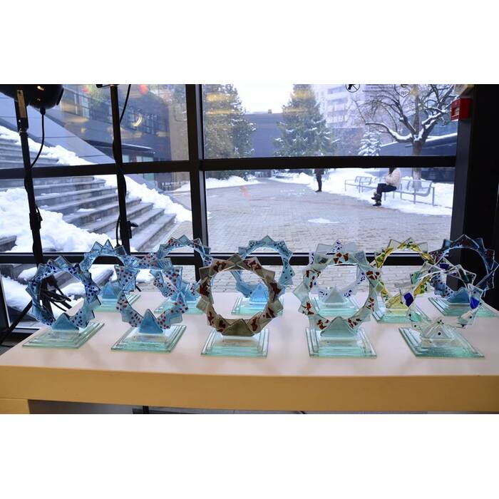 48903297-10156996318805929-6922815634166251520-n_700x700_pad_478b24840a