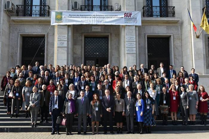 fr05_700x700_fit_478b24840a