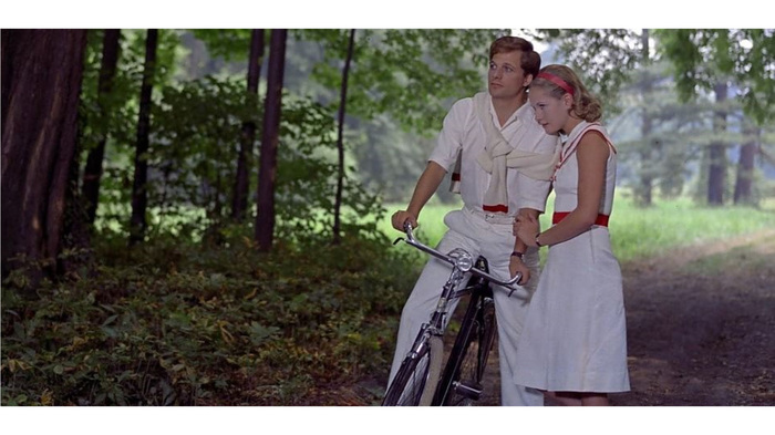 04-04-italy_700x700_fit_478b24840a