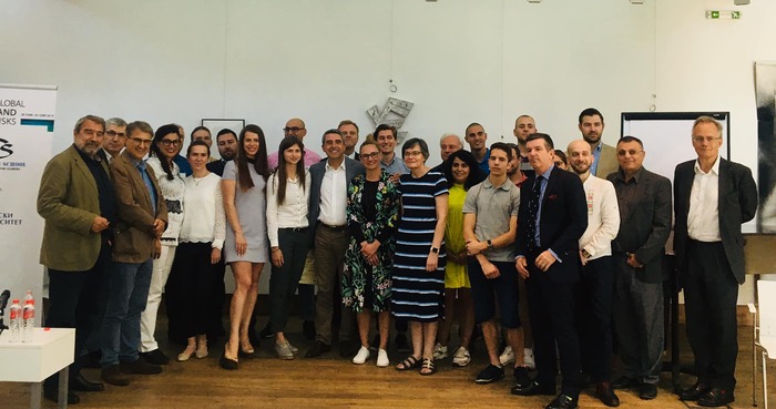 sbs00_700x700_fit_478b24840a