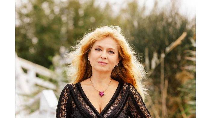 madlen-algafari_700x700_fit_478b24840a