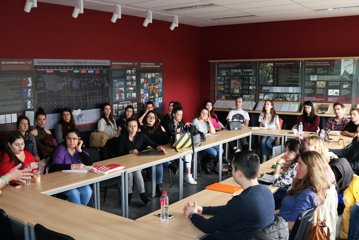 img-5088_700x700_fit_478b24840a