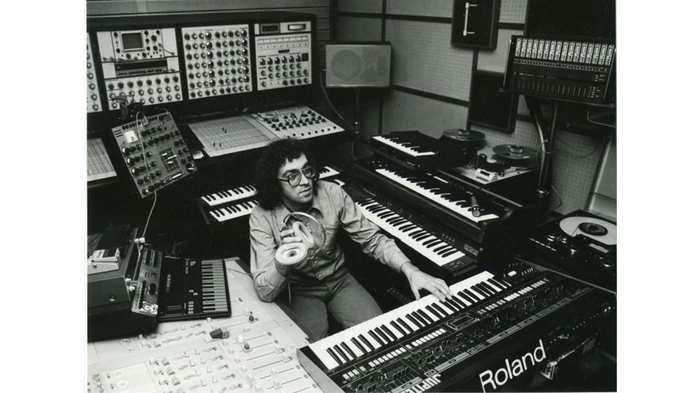 768x_700x700_fit_478b24840a