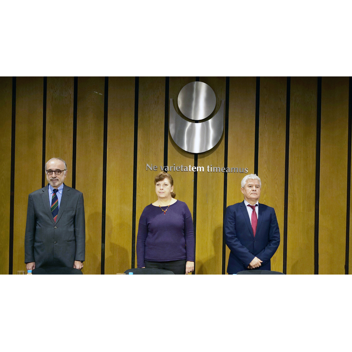 1655500-copy_700x700_pad_478b24840a