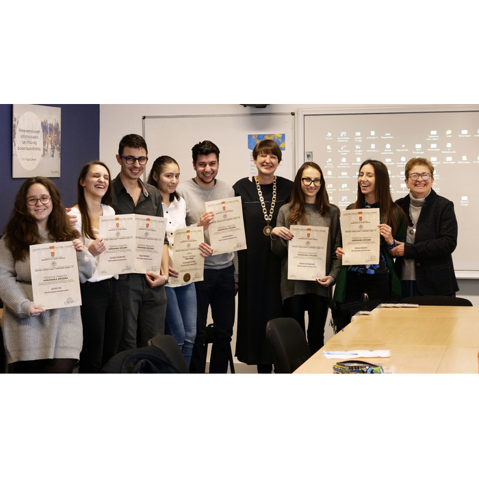 sonya_700x700_pad_478b24840a