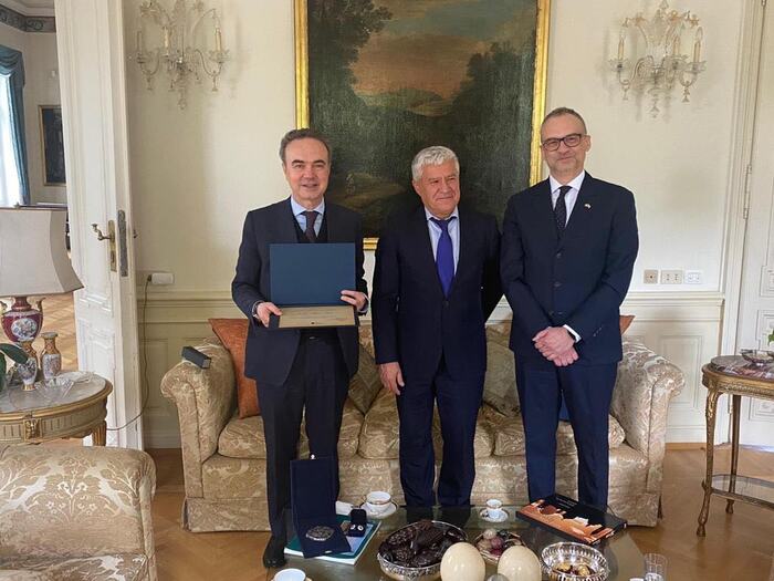 103959860-1163442664014222-3879016438636190781-n_700x700_fit_478b24840a