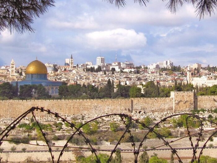 jerusalem-902x677_700x700_fit_478b24840a
