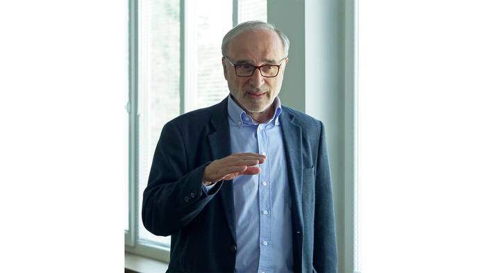 untitled-1_700x700_fit_478b24840a