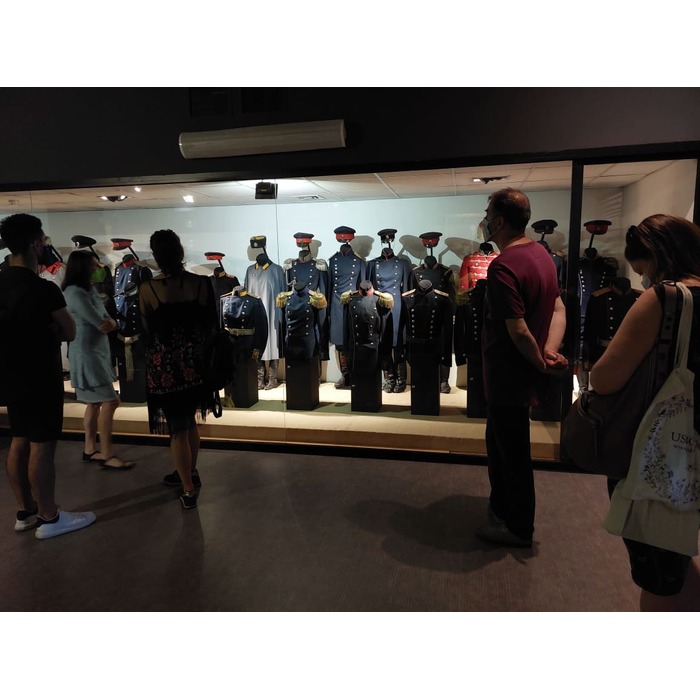 nvim-1_700x700_pad_478b24840a