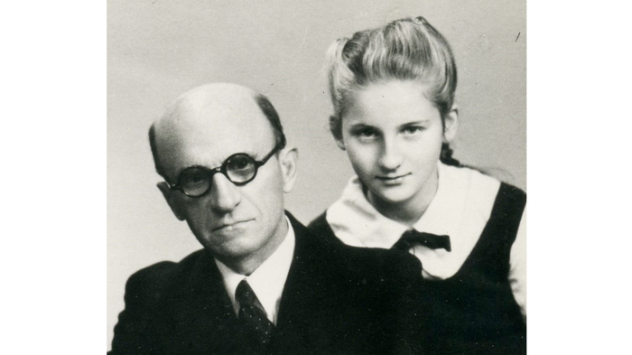 mutafchievi_700x700_fit_478b24840a