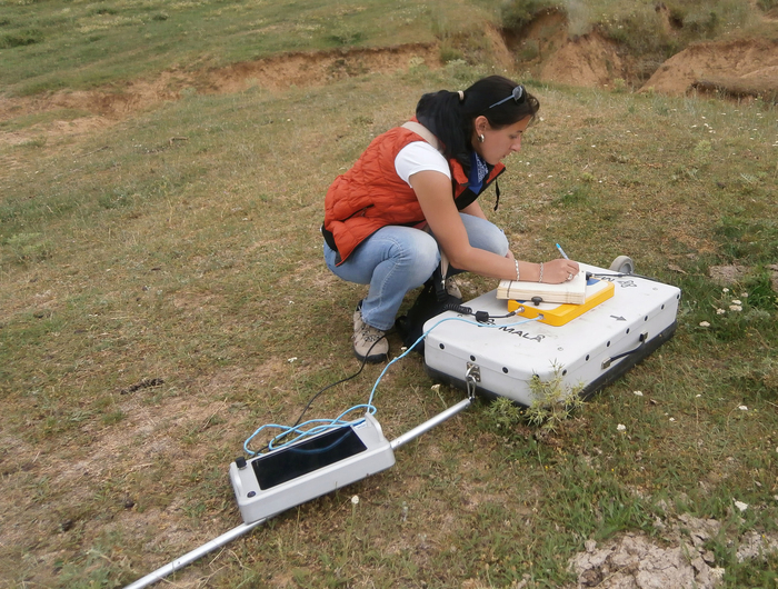 untitled-1_700x700_fit_478b24840a