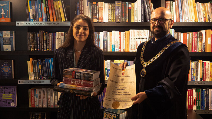 2599415_700x700_fit_478b24840a