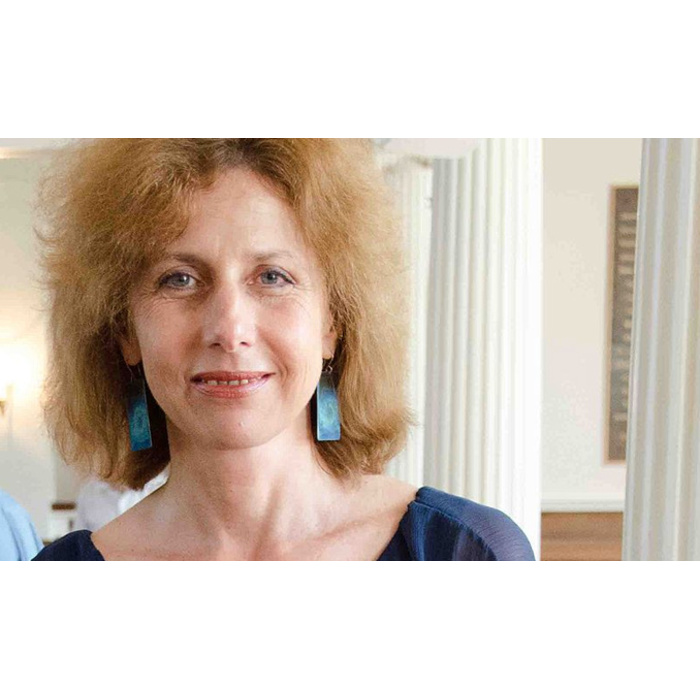 albena-bakracheva-wikipedia_700x700_pad_478b24840a