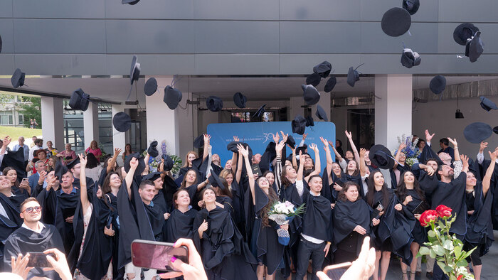 2588906_700x700_fit_478b24840a