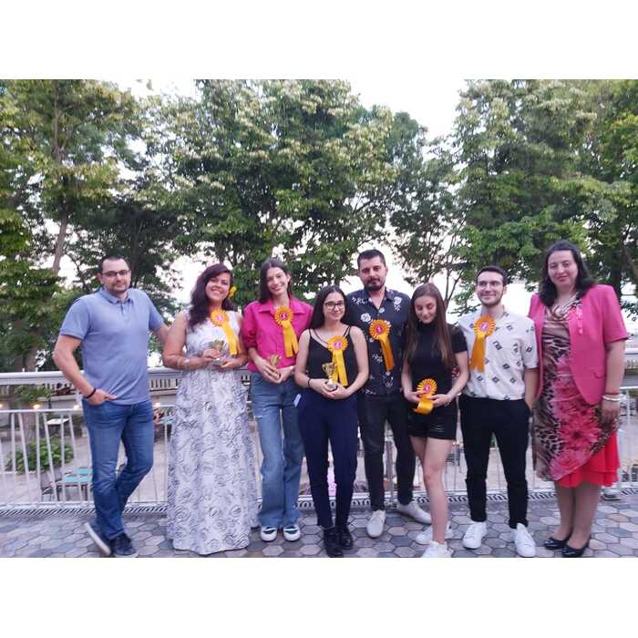 all-prepodavateli_700x700_pad_478b24840a