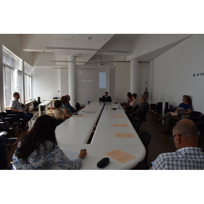 dsc-0290_700x700_pad_478b24840a