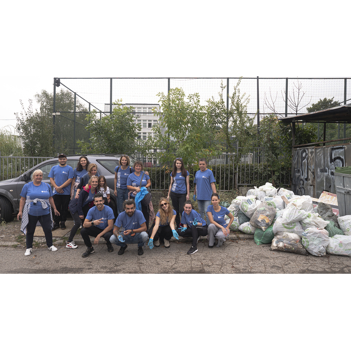 2633493-copy_700x700_pad_478b24840a