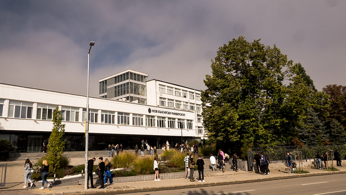 2644336-copy_700x700_fit_478b24840a