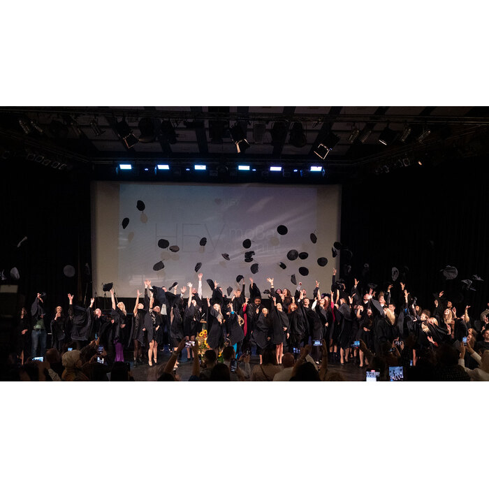 2699307-2_700x700_pad_478b24840a