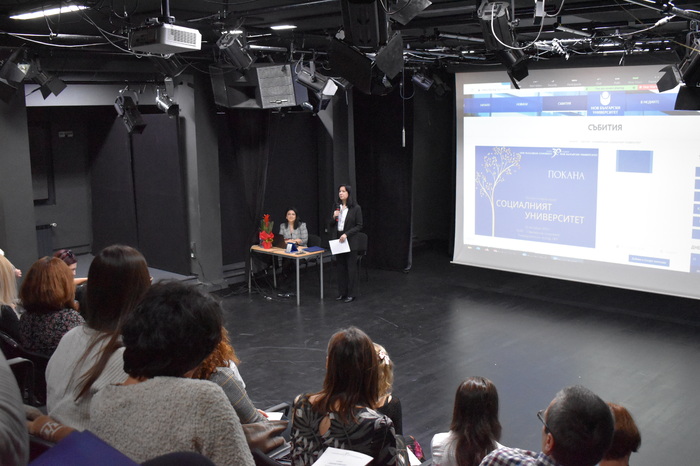 dsc-0326_700x700_fit_478b24840a