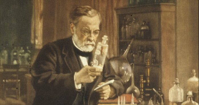 pasteur-science-history-institute-gregory-tobias-e1658497624137_700x700_fit_478b24840a