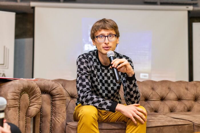 book-launch-me-2_700x700_fit_478b24840a