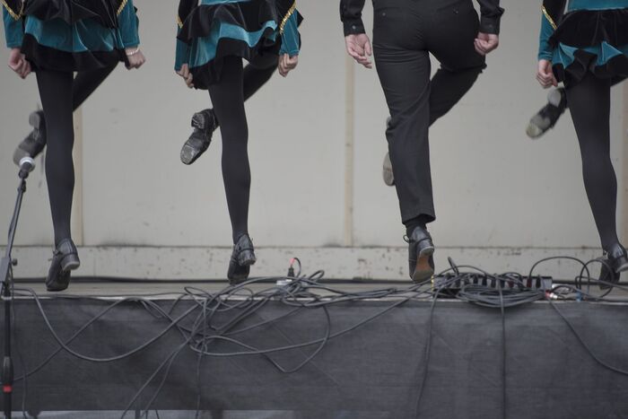 step-dance-58d8bcc65f9b5846832db8da_700x700_fit_478b24840a