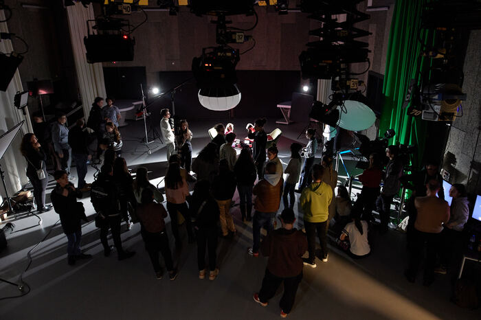 2023-01-27-nbu-kinoosvetlenie-hristo-lazarov-img-7354-a_700x700_fit_478b24840a