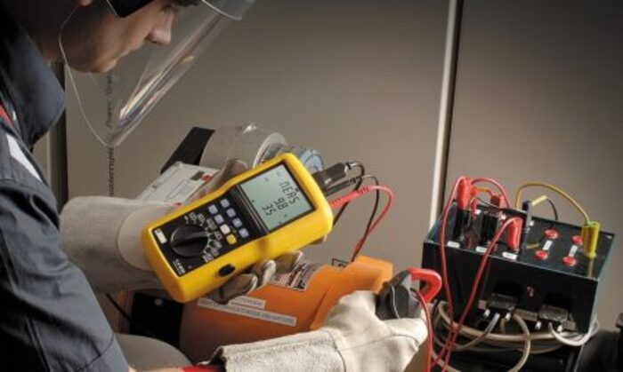 ca8220-s-3-450x270_700x700_fit_478b24840a