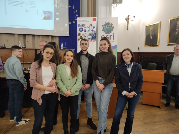 1-vodi_700x700_fit_478b24840a