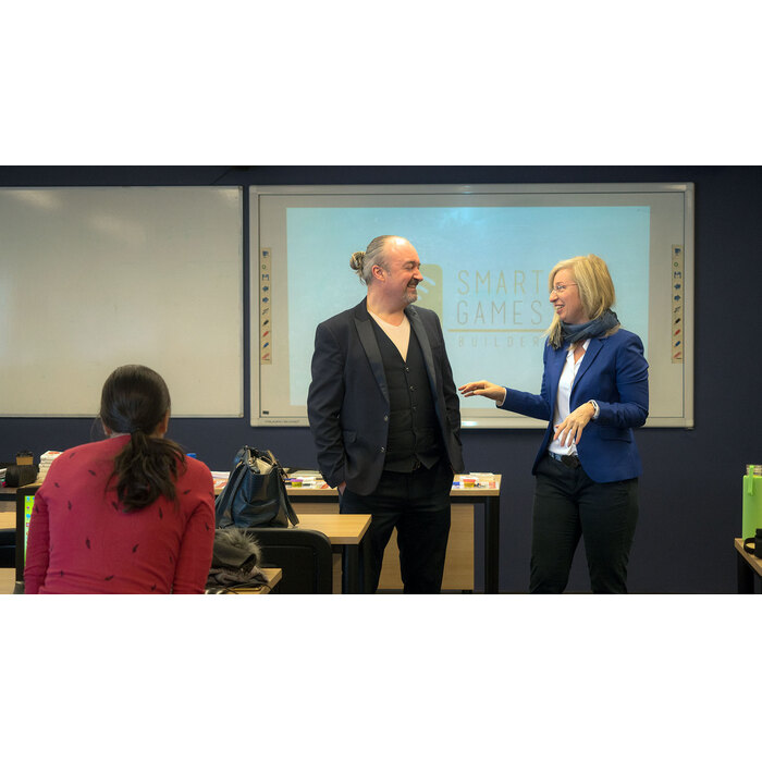 2722812-2_700x700_pad_478b24840a