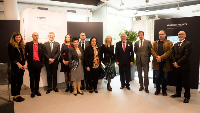 p2922139_700x700_fit_478b24840a