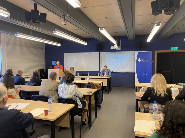 img-5169_700x700_fit_478b24840a