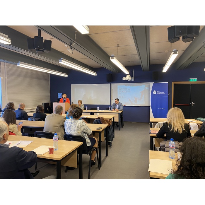 img-5169_700x700_pad_478b24840a