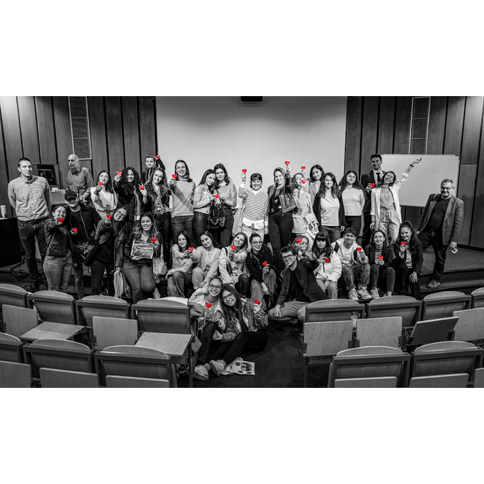 23_700x700_pad_478b24840a