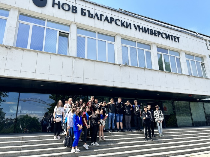 img-3123_700x700_fit_478b24840a