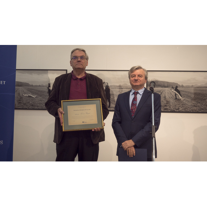 198989_700x700_pad_478b24840a