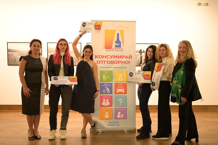 nagrajdavane-spirits-38_700x700_fit_478b24840a