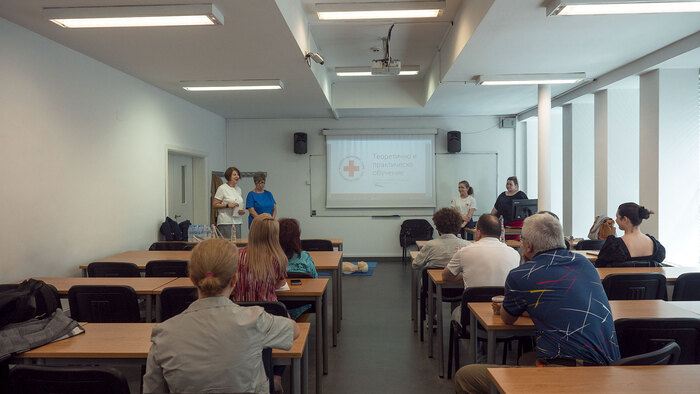 p3200498_700x700_fit_478b24840a